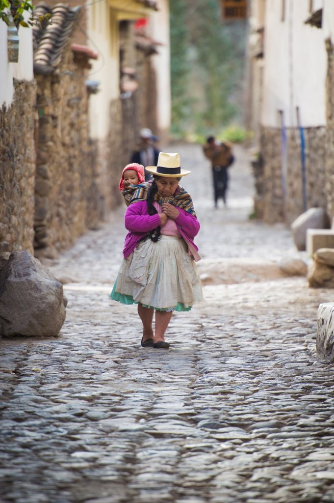 Petite fille et sa maman