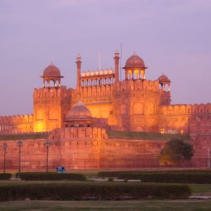 Fort Rouge au coucher de soleil à Delhi en Inde du nord