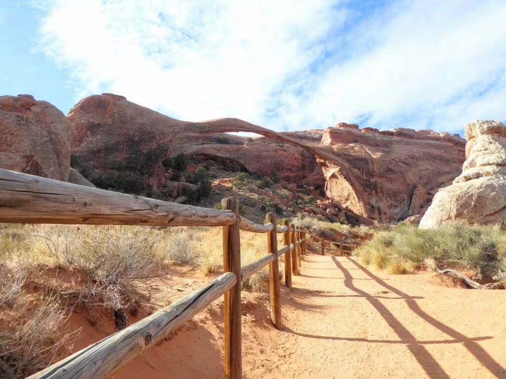 panorama de l'arche landscape dans les Parc national des Arches, Utah, Amérique de l'ouest