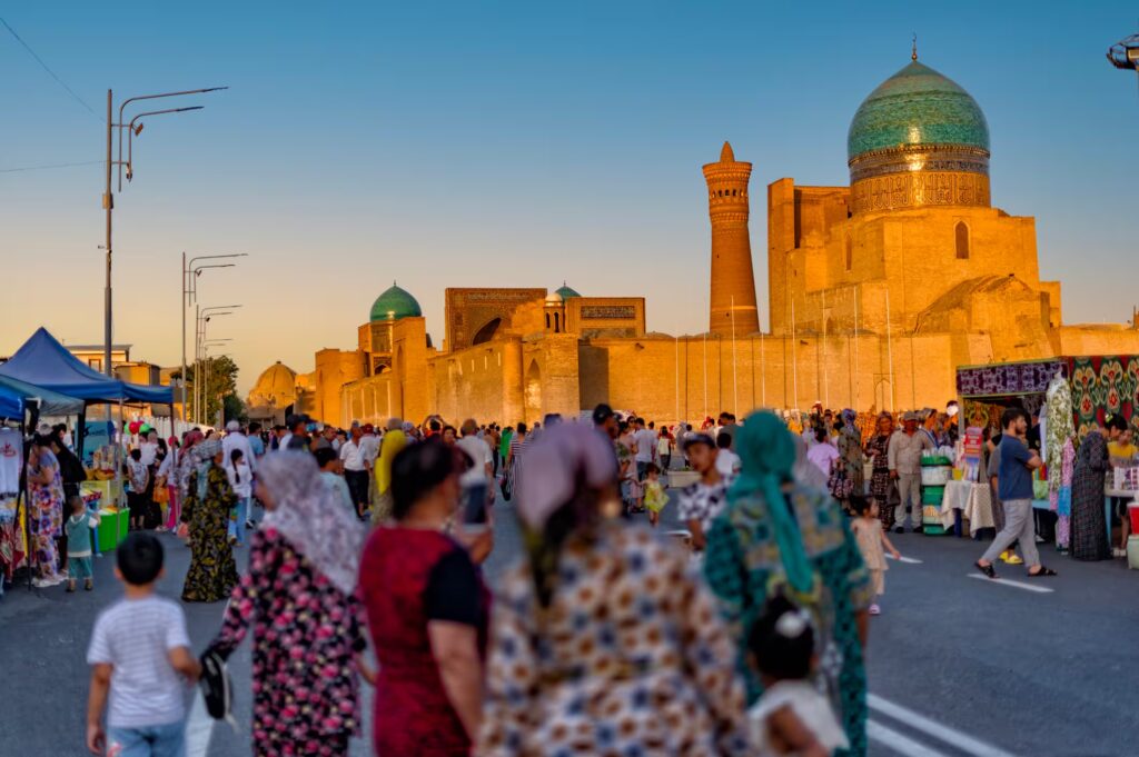 Foules au festival d’été de Bukhaara, Ouzbékistan